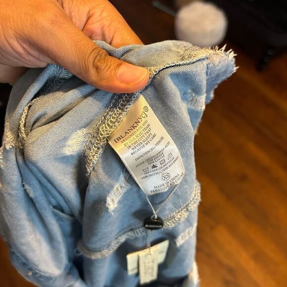 New Blank NYC button down - Picture 5 of 5